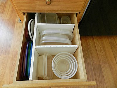 Using A Kitchen Drawer To Organize Tupperware