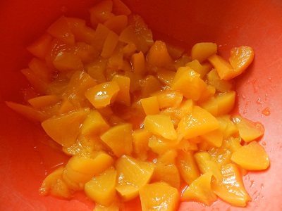 Bite-Size Peach Turnovers