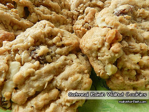 Oatmeal Raisin Walnut Cookies