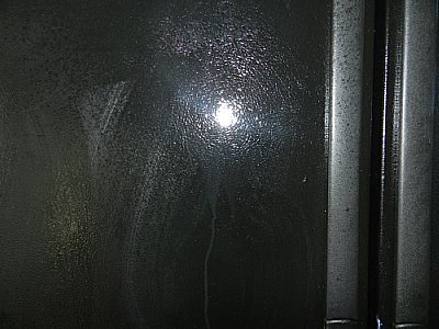 Cleaning Refrigerator's Exterior With Toothpaste